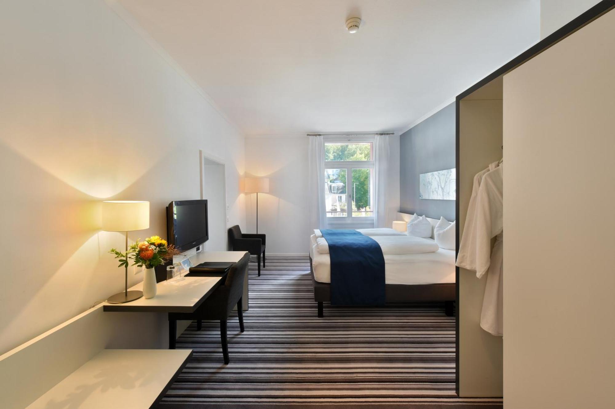 Hotel Vitznauerhof - Lifestyle Hideaway At Lake Lucerne Екстер'єр фото